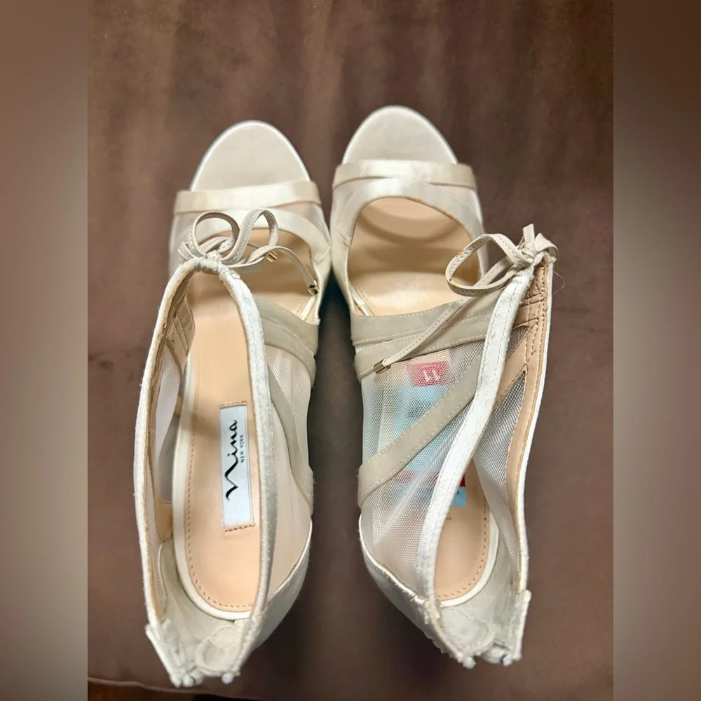 Elegant White Strappy Heels Nina Darissa size 11 - Picture 9 of 10